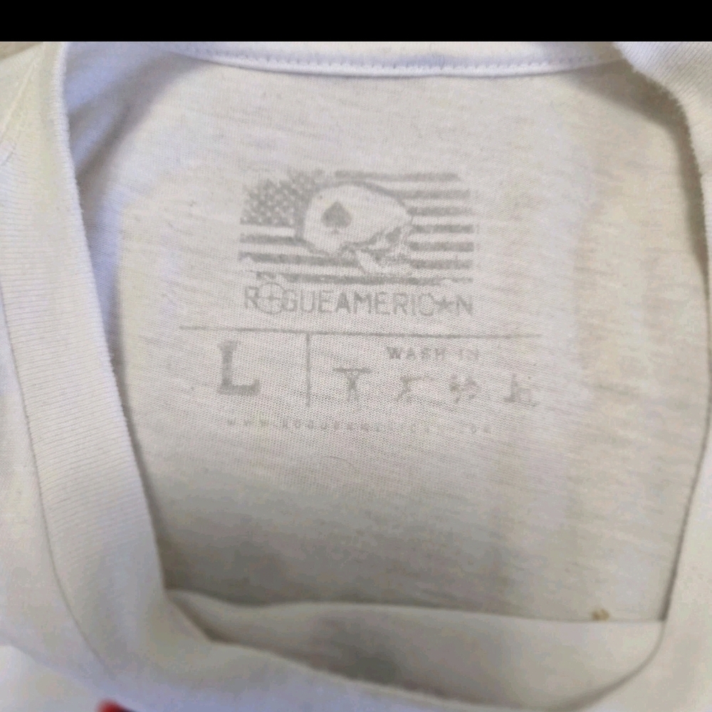 Rogue American Johnny Cash Saint Or Sinner Tshirt Mens L EUC - Picture 6 of 6